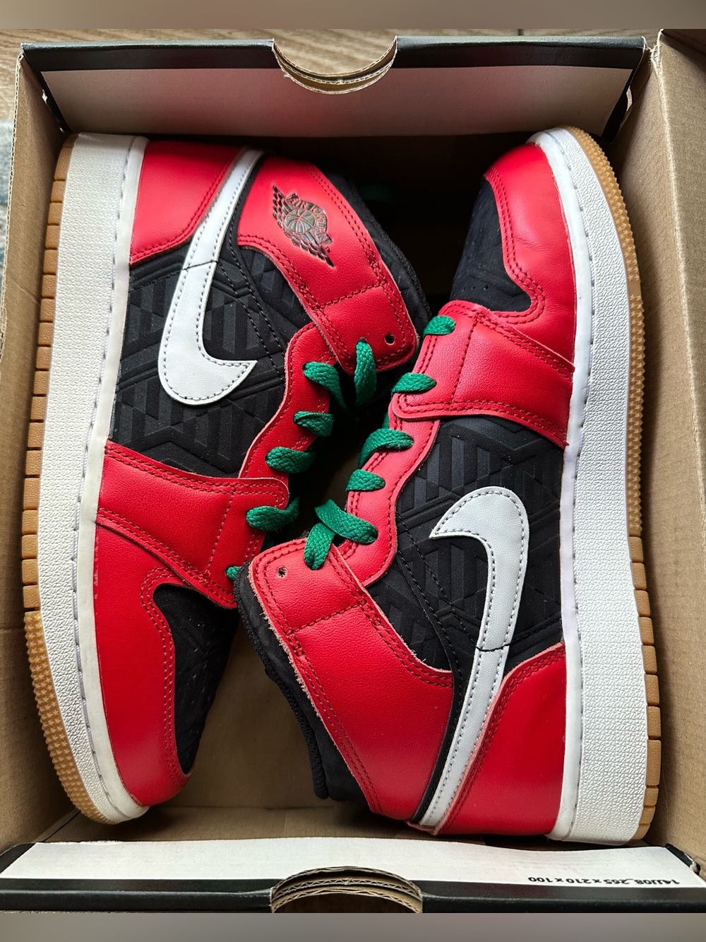 Nike Air Jordan 1 Mid BHM